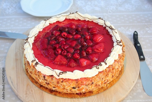 cake with cranberries