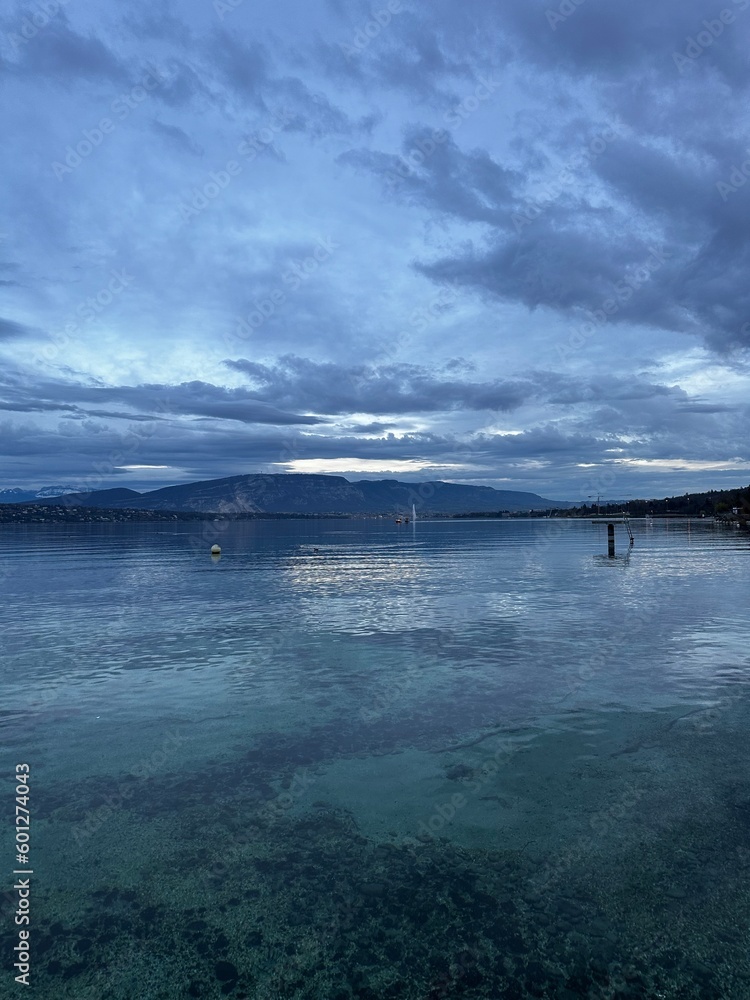 Fototapeta premium lake and sky