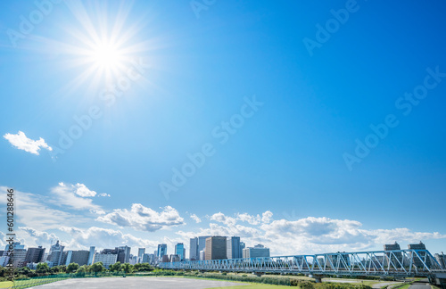 川崎駅前のビル群と六郷川橋梁【神奈川県・川崎市】