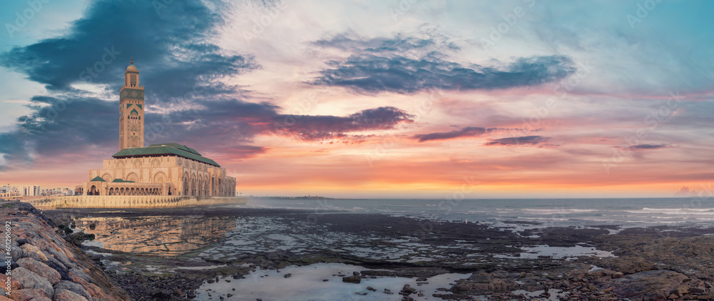Εκτύπωση καμβά Casablanca, Morocco -April 2023: The Hassan II Mosque during sunset