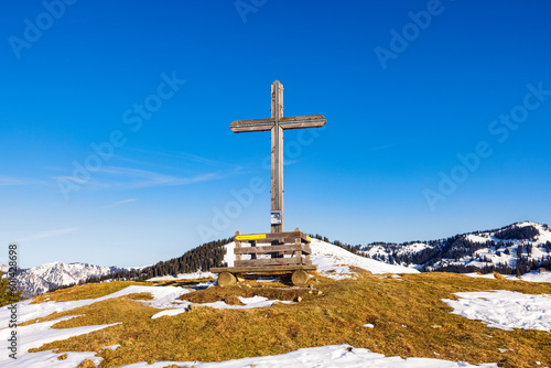 Summit Crosses © Videografic