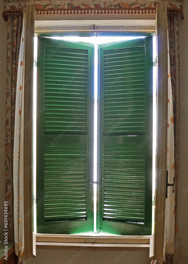 Fototapeta premium wooden window