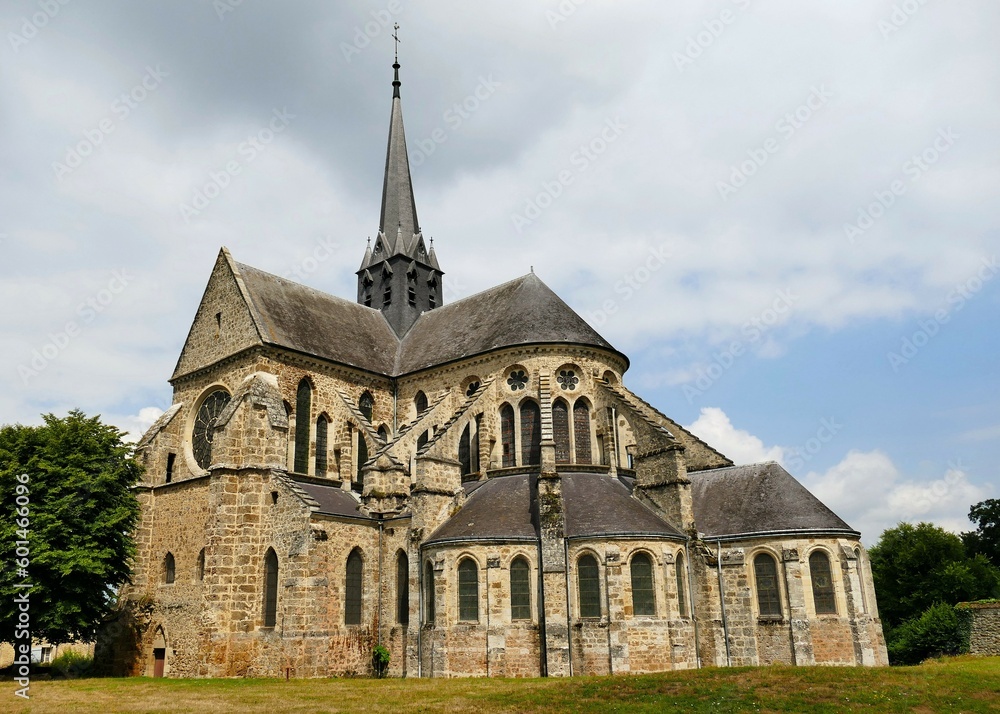 L’abside de l’abbaye saint-Pierre à Orbais-l’Abbaye