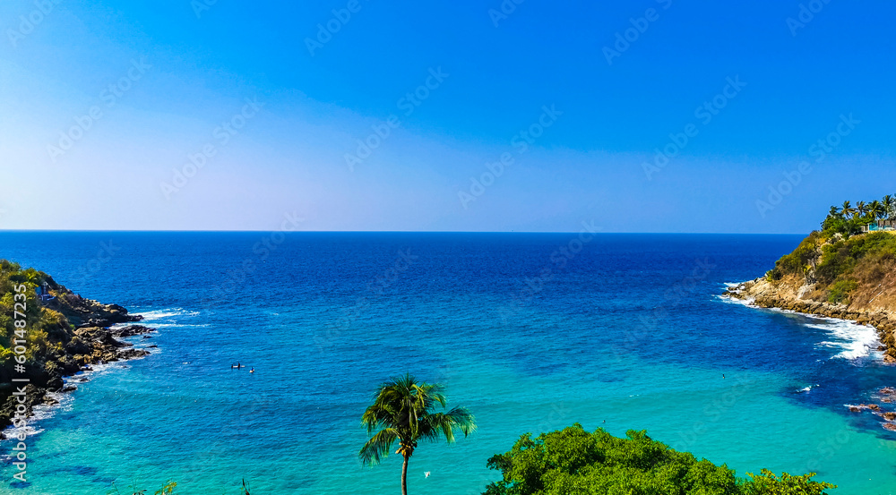 Naklejka premium Beach sand blue turquoise water waves panorama Carrizalillo Puerto Escondido.
