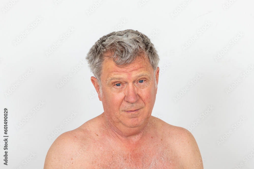 Obraz premium portrait of handsome positive looking senior man