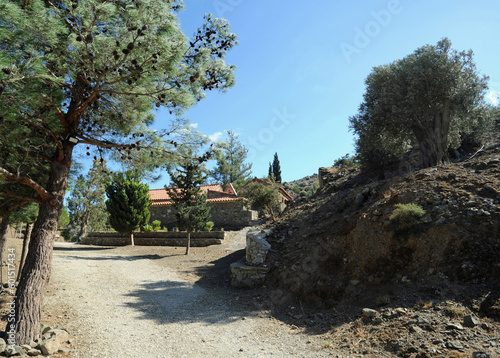 Le monastère de Valsamonero près de Zaros en Crète