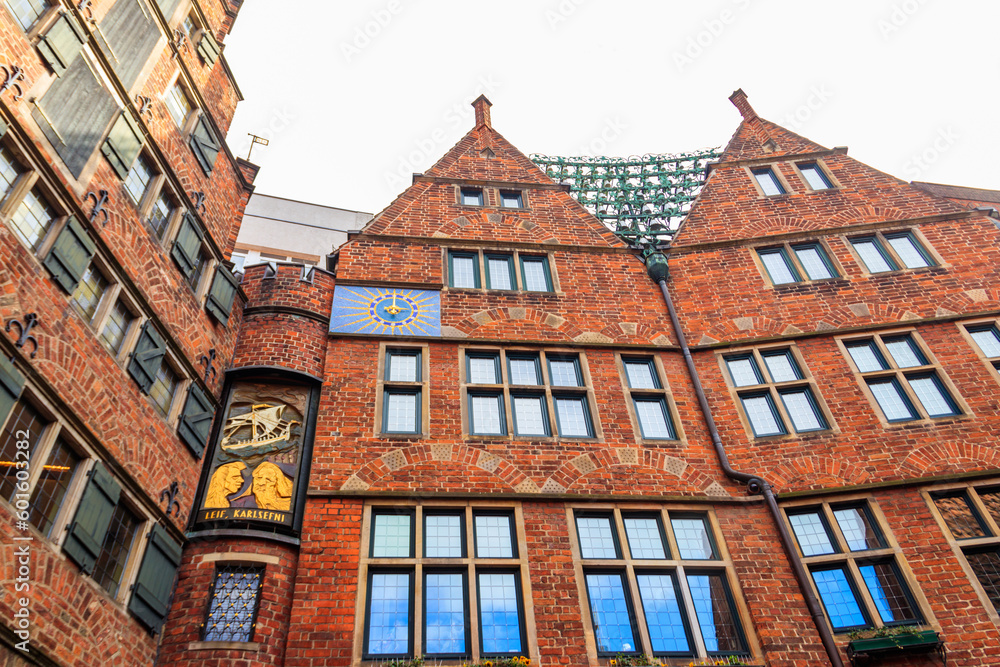 Fototapeta premium Glockenspiel House (house with the ringing of bells) in Bremen, Germany