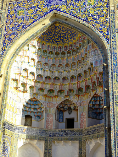 Honeycomb lining and ornament in Bukhara