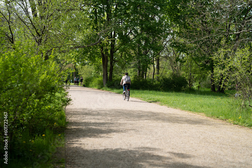 Wallpaper Mural Fahrradfahrer - in der Natur
Sport Torontodigital.ca