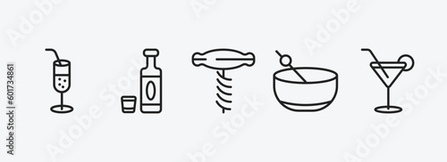 drinks outline icons set. drinks icons such as ramos gin fizz, alcohol, sorkscrew, greyhound drink, cocktail vector. can be used web and mobile.