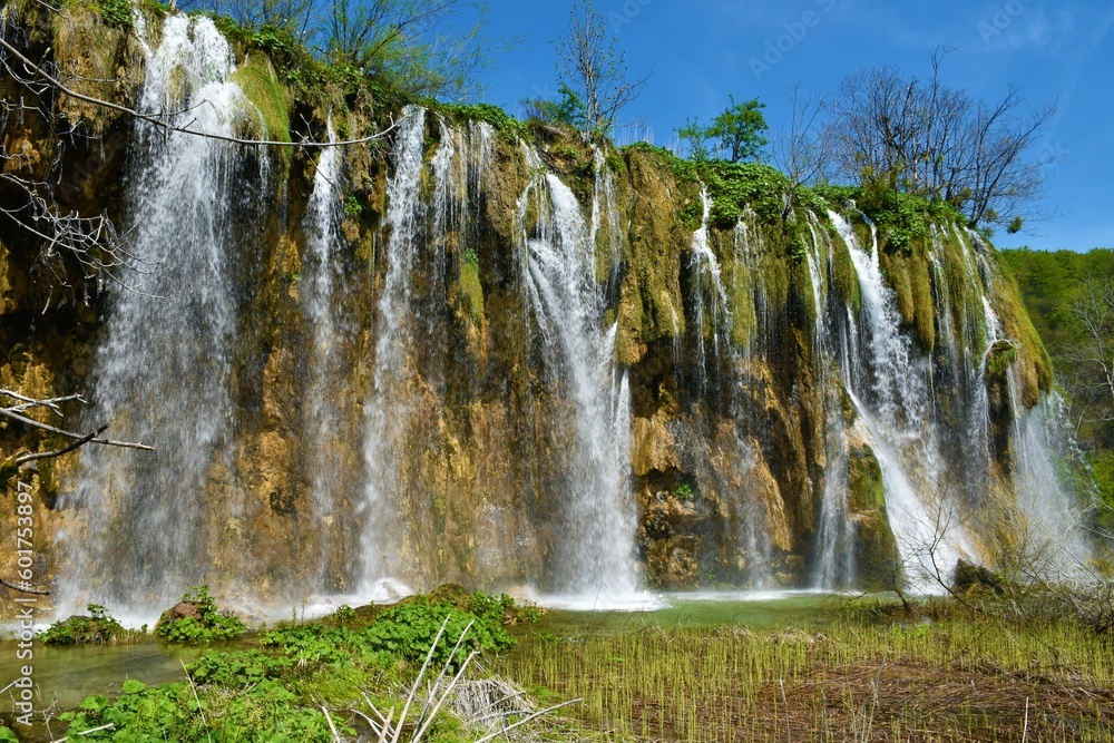 Fototapeta premium View of Mali Prštavac waterfall at Plitvice lakes in in Lika-Senj county, Croatia in in Lika-Senj county, Croatia