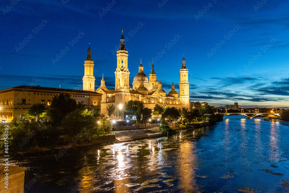 ebro river, in front of the Basilica del Pilar, with very low water level due to drought and climate change in Zaragoza, Spain ebro river, in front of the Basilica del Pilar, with very low water level due to drought and climate change in Zaragoza, Spain
