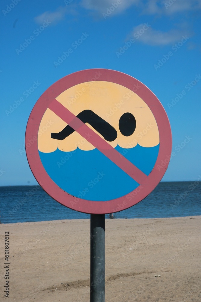 Zakaz pływania na plazy - obrazy, fototapety, plakaty 