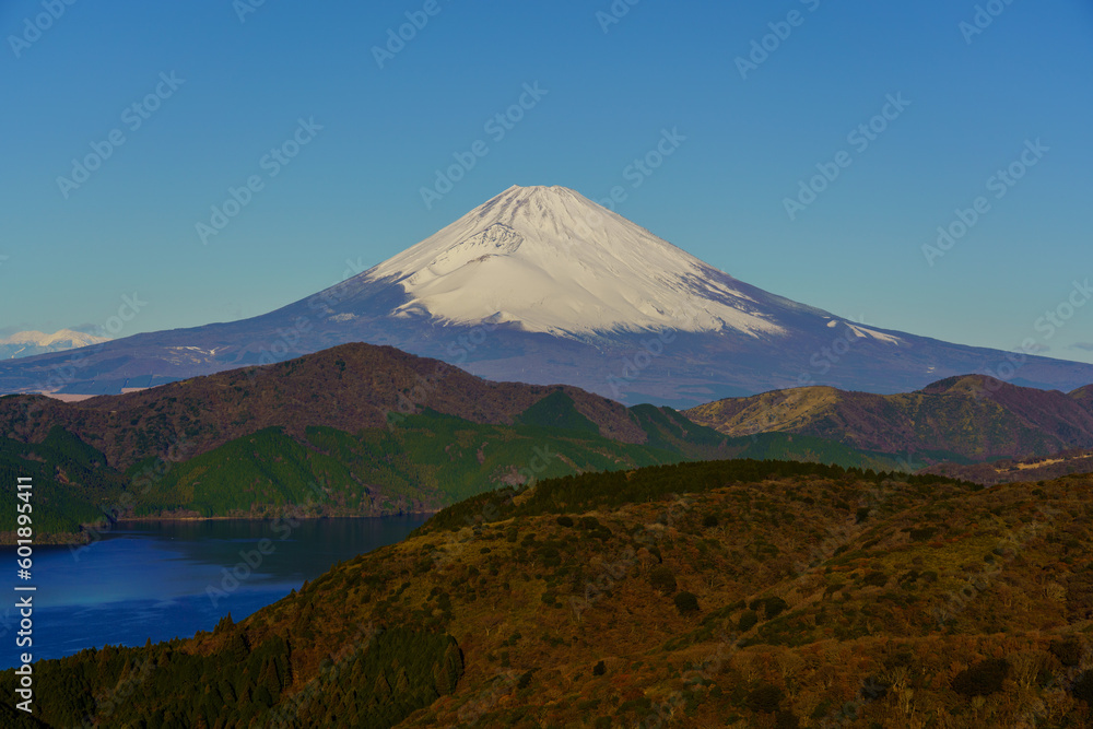 Mt. Fuji and Ashinoko lake with blue sky background at daytime.	