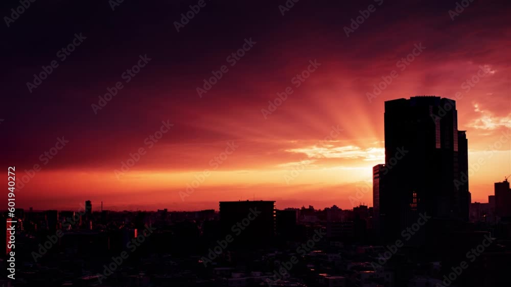 空と雲と街とビルの映像、夕景から夜景 空と雲と街とビルの映像、夕景から夜景