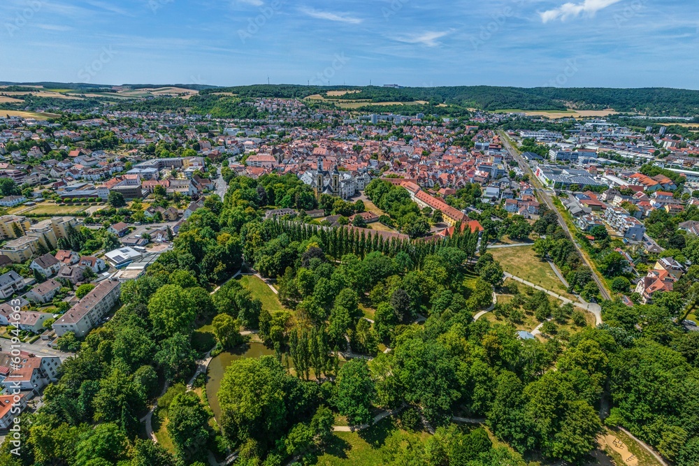 Die Kurstadt Bad Mergentheim rund um den Schlosspark im Luftbild

