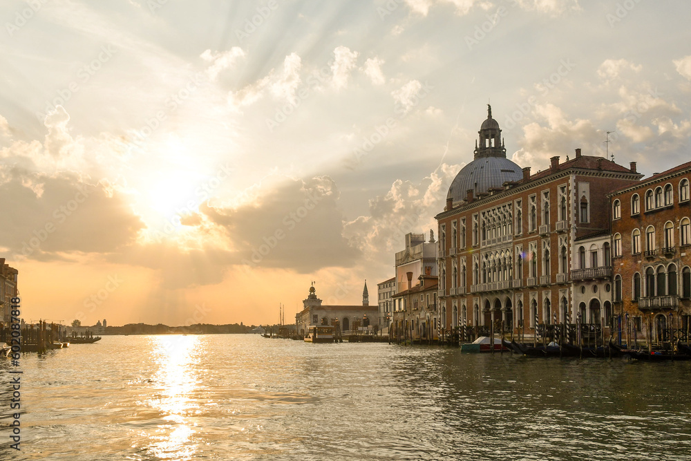 Sunrise on the Grand Canal with the Dogana Da Mar art museum, Punta della Dogana, Dorsoduro sestiere, Venice, Veneto, Italy