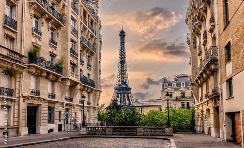 Paris instagram location, France, Avenue de Camoens.  Overlooking the Eiffel Tower.  Classic French architecture and view in Paris City Centre.  © Chris