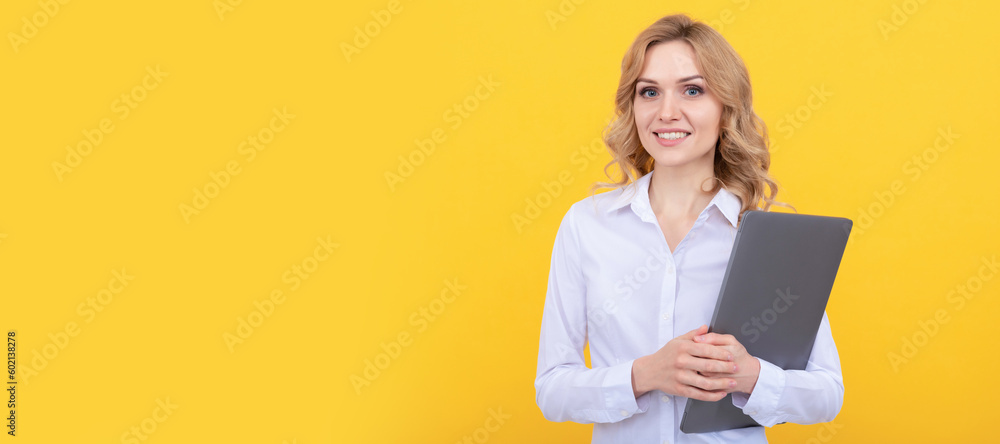 happy entrepreneur lady in white shirt hold laptop on yellow background, business. Woman isolated face portrait, banner with mock up copy space. happy entrepreneur lady in white shirt hold laptop on yellow background, business. Woman isolated face portrait, banner with mock up copy space.