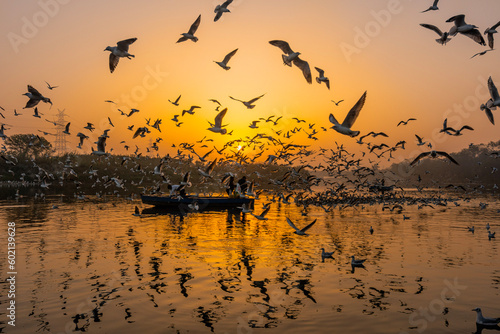 Yamuna Ghat - Sunrise to watch © prashant