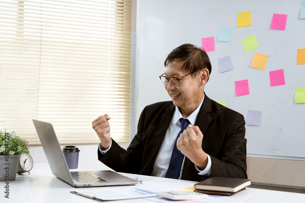 businessman executive or manager Delighted to show signs of success businessman executive or manager Delighted to show signs of success