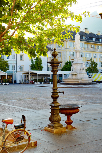 Bozen Waltherpatz Hochformat photo