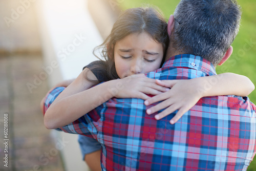 Billede på lærred Hug, father and girl with love, sympathy and comfort with grief, loss and depression with pain