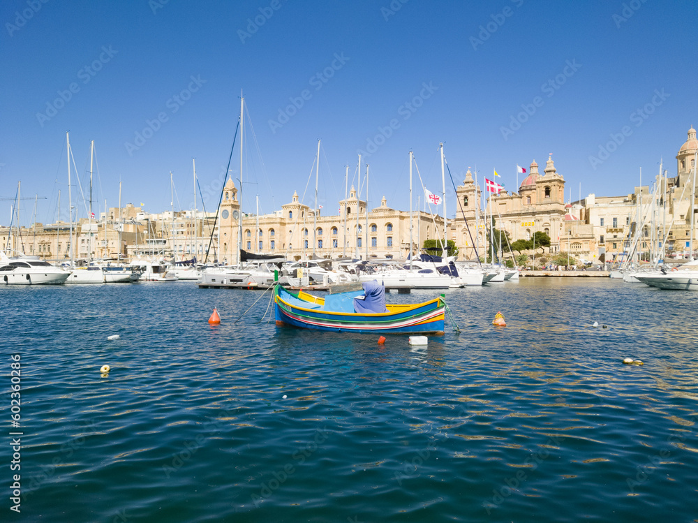 Obraz premium Bateaux dans un port - Il-Birgu, Malte