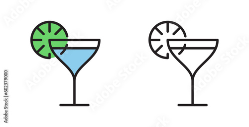 Icon of alcoholic drink cocktail with lime