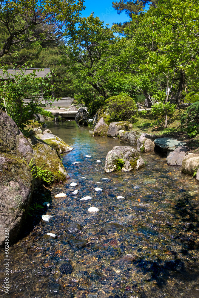 兼六園　　石川県にある風光明媚で有名な日本式庭園