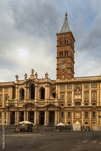 2019-11-01 A TWO TONED BRICK GOVERMENT BUILDING IN ROME ITALY WITH A CLOUDY SKY