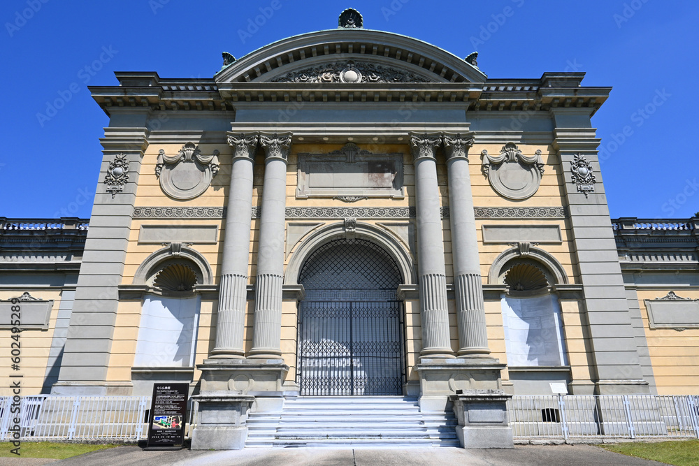 Obraz premium 美しい装飾の奈良国立博物館 なら仏像館