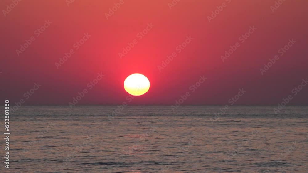 Sunset on Sky, Sea Beach, Dramatic Sunrise on Seashore, Ocean at Sundown, Traveling in Summer Vacation View Sunset on Sky, Sea Beach, Dramatic Sunrise on Seashore, Ocean at Sundown, Traveling in Summer Vacation View