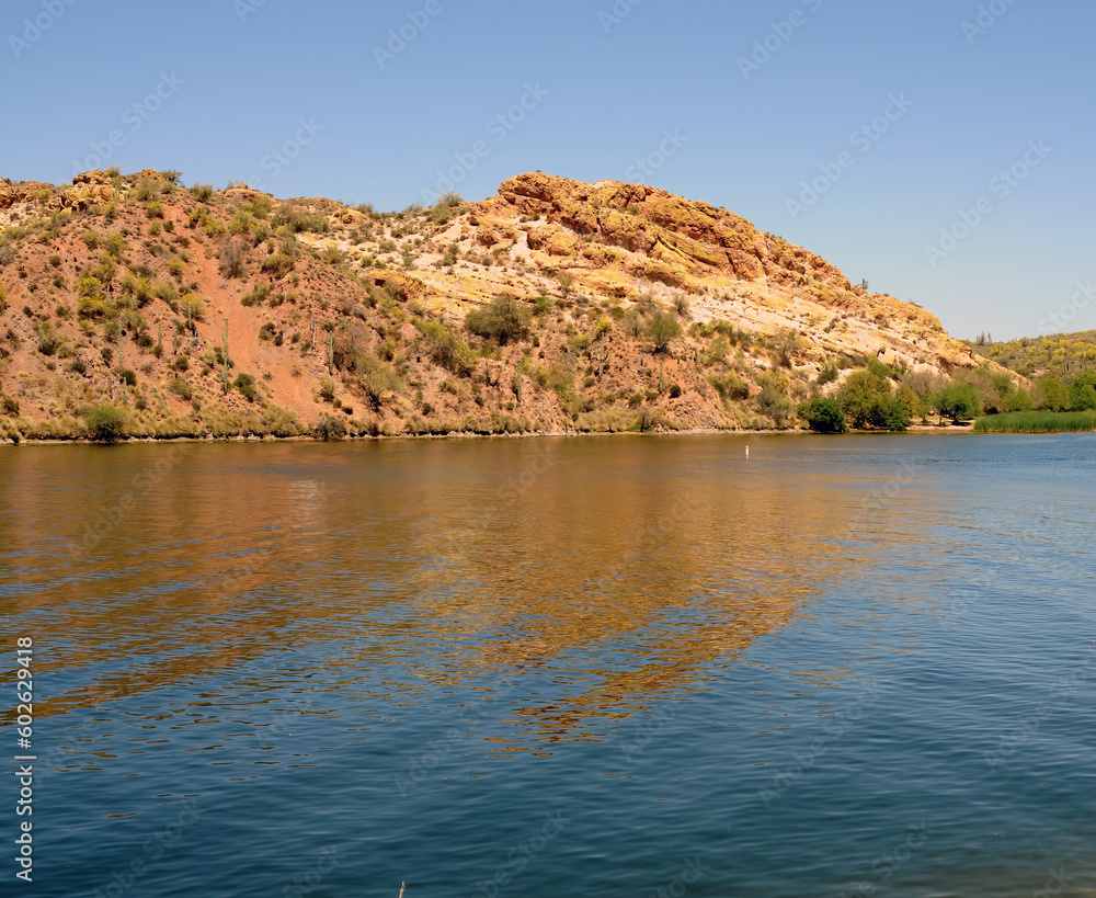Autumn at Saguaro lake in Arizona