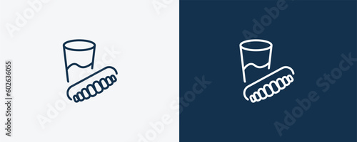 denture icon. Outline denture icon from dental health collection. Editable denture symbol.