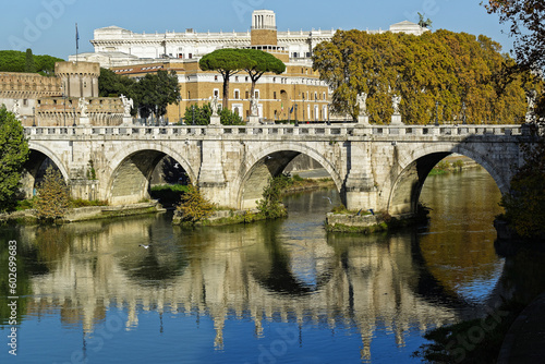Pont sur le Tibre    Rome en automne