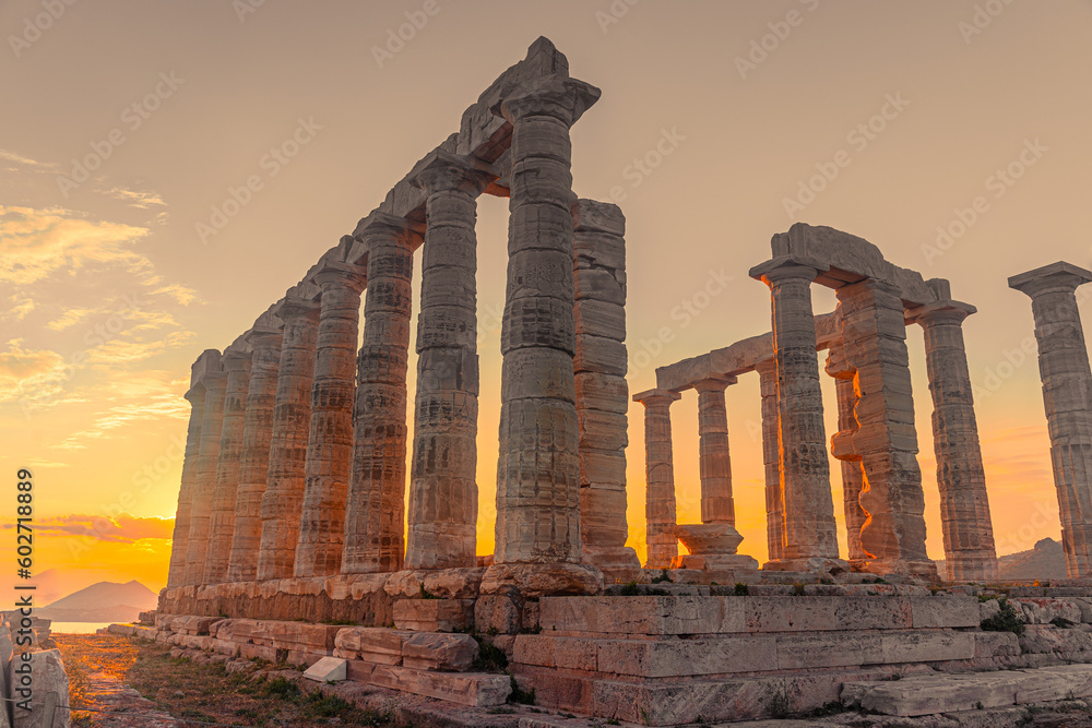 Fototapeta premium ruins of the temple of poseidon