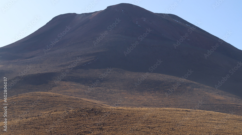 Deserto do Atacama, Chile em um dia de sol.