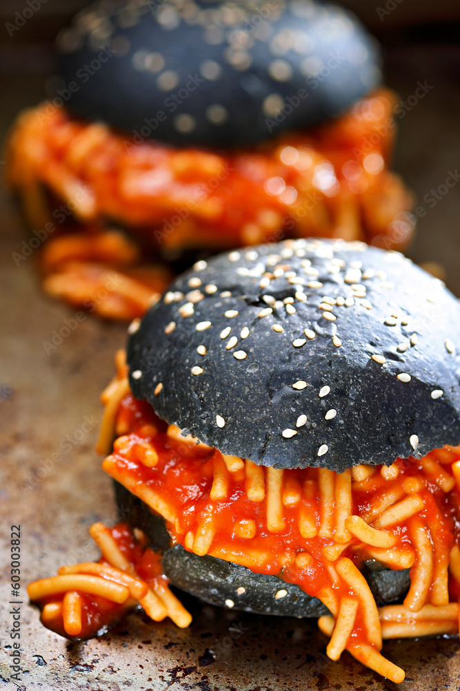 charcoal bun spaghetti sandwich