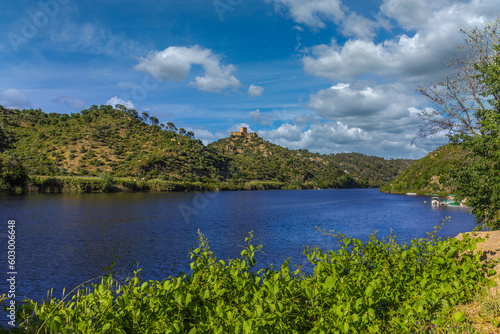 Fotografija Beautiful castle of Belver in a hill by the margins of the Tagus River