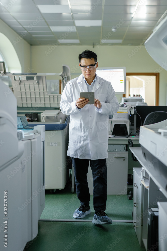 investigator working gadget equipment workplace investigator working gadget equipment workplace