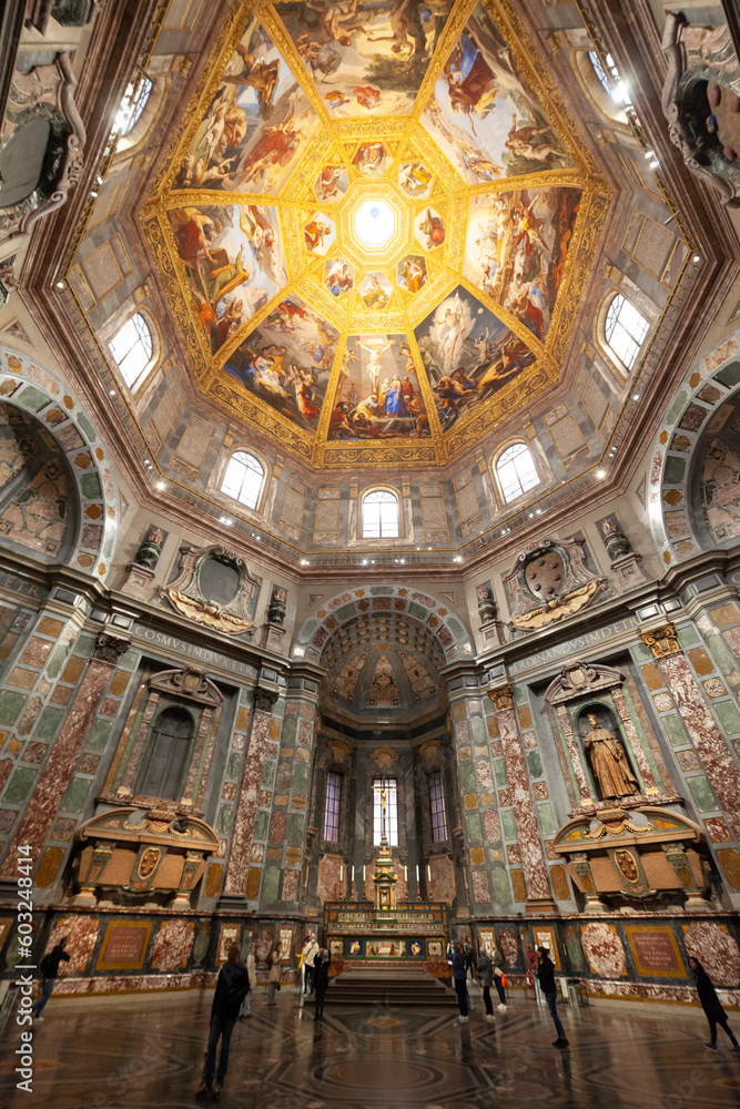 Italia, Toscana, Firenze, Cappelle Medicee. Le cappelle medicee, costruite quale luogo di sepoltura della famiglia Medici. La Cappella dei Principi.