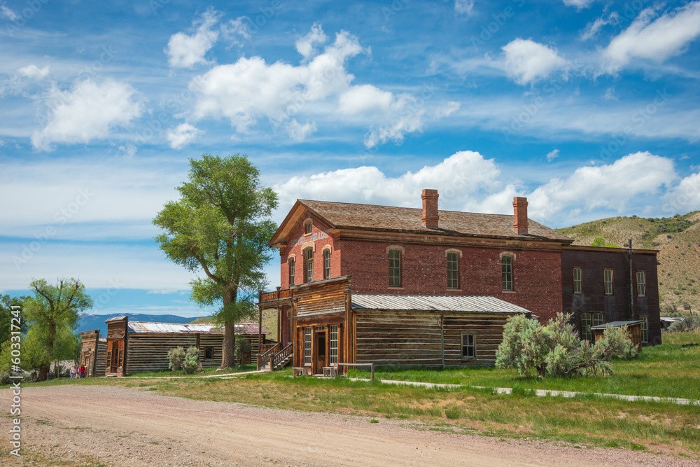 Fototapeta premium Main Street at Bannack State Park ghost town in Beaverhead County, Montana