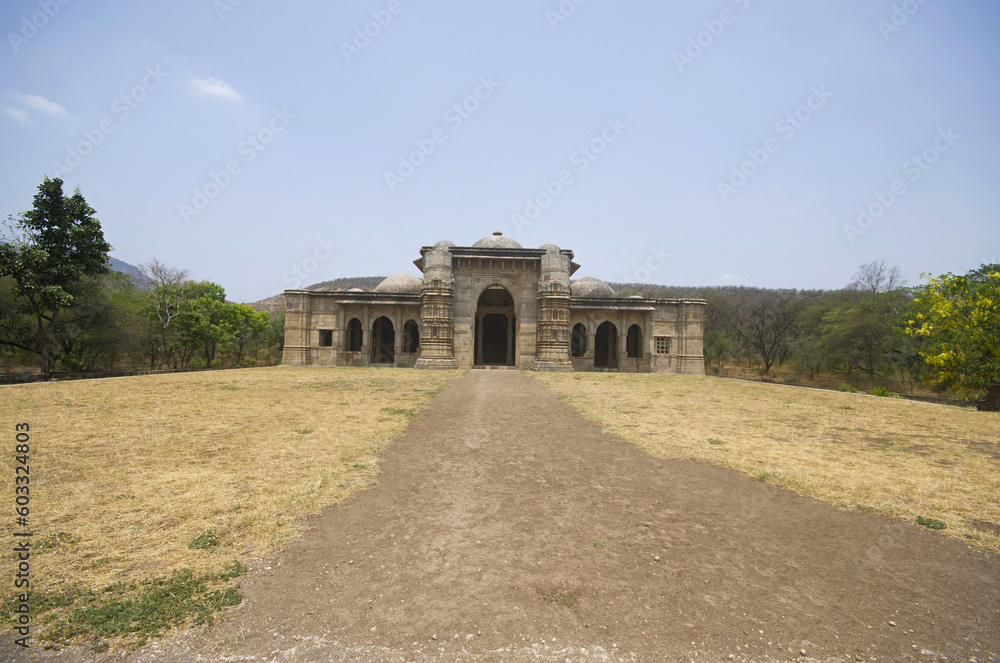 Outer view of Nagina Masjid (Mosque), built with pure white stone, UNESCO protected Champaner - Pavagadh Archaeological Park, Gujarat, India Outer view of Nagina Masjid (Mosque), built with pure white stone, UNESCO protected Champaner - Pavagadh Archaeological Park, Gujarat, India