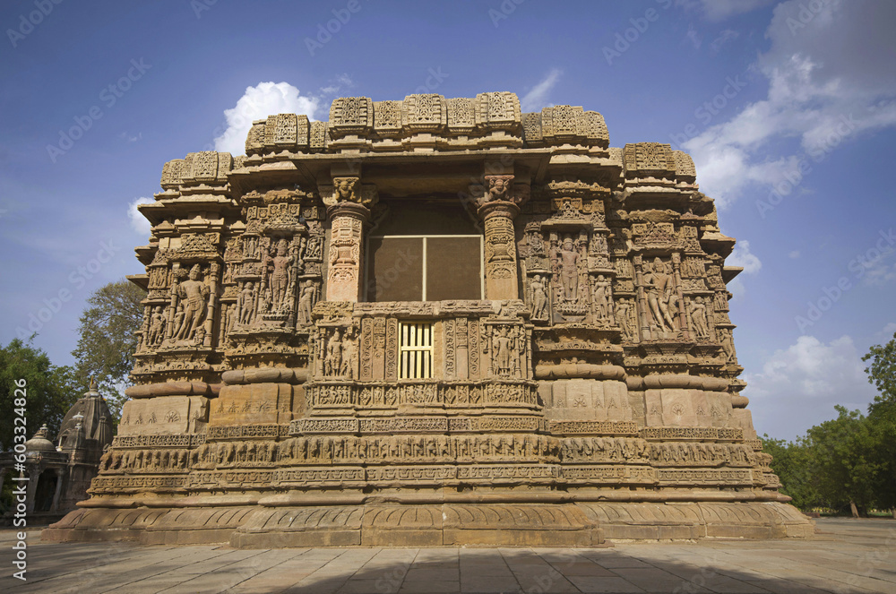 Outer view of the Sun Temple on the bank of the river Pushpavati. Built in 1026 - 27 AD during the reign of Bhima I of the Chaulukya dynasty. Modhera village of Mehsana district, Gujarat, India
