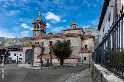 San Pedro de Alles, Asturias, Peñamellera Alta