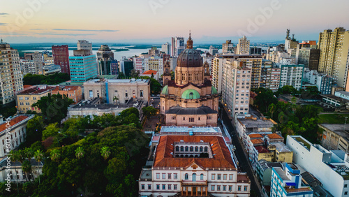 Bild auf Leinwand Catedral Metropolitana de Porto Alegre domed cathedral to Rio Grande do Sul skyl