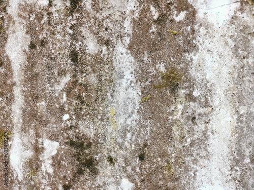 The grunge texture is an ol...