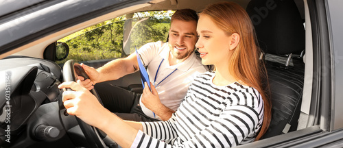 Fotografía Instructor conducting driver licence test