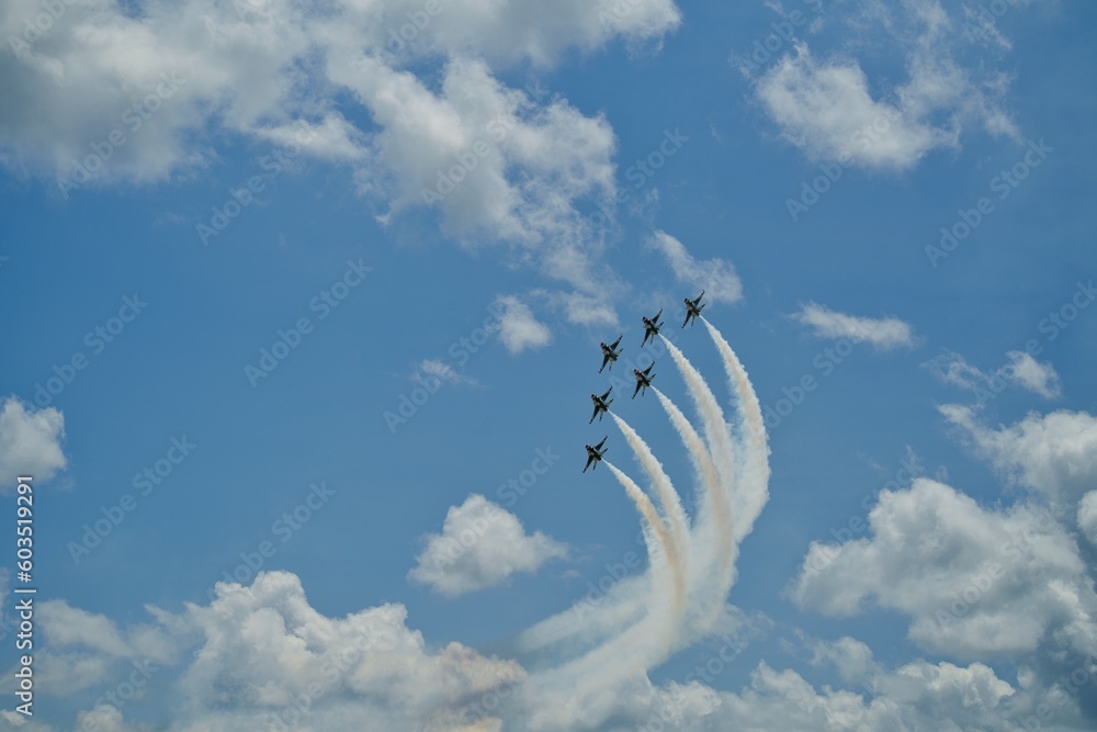 US Air Force jets performing at an air show in USA - obrazy, fototapety, plakaty 